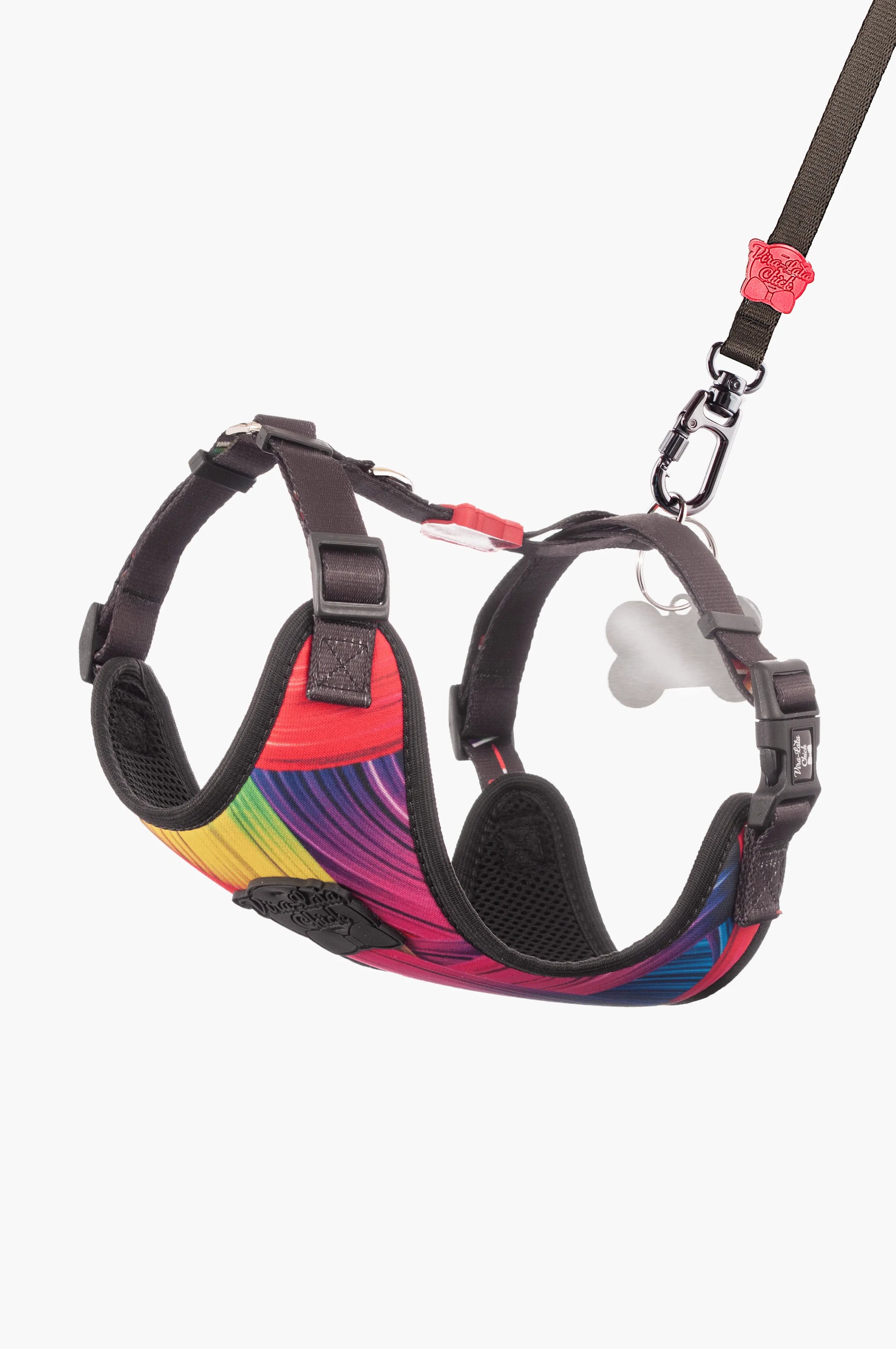 Peitoral Colete AIR com a personalização Colors, a posição do peitoral na imagem esta no ar.